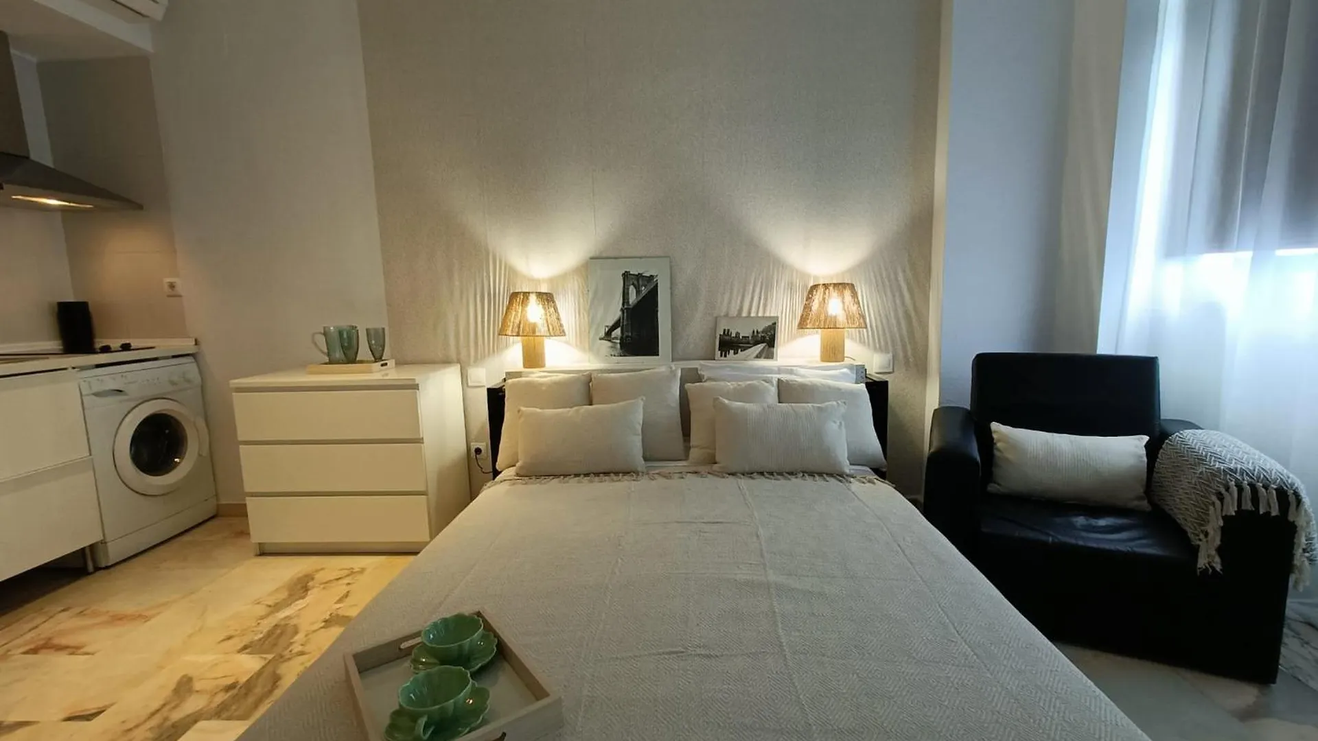 Apartclub Este Sevilla